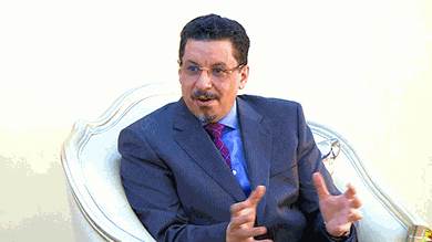وزير الخارجية وشؤون المغتربين اليمني أحمد عوض بن مبارك