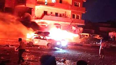 "القاعدة" تنفي صلتها بتفجير بوابة مطار عدن