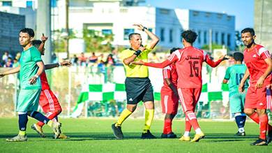 ​تعثر استكمال مباراة القمة بين وحدة عدن والتلال في دوري عدن الممتاز