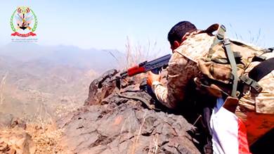 الجيش اليمني يعلن عن تحرير أول منطقة في تعز