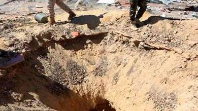 قصف حوثي بصاروخ يستهدف مسجدا بشبوة ويخلف عشرات القتلى والجرحى