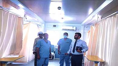 ​مسؤول صحي يتفقد عددا من المرافق الصحية في سقطرى