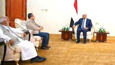 طارق صالح يلتقي قيادات الإصلاح في عدن