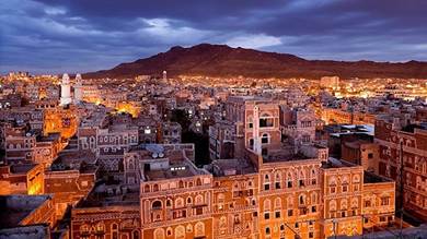 ​مصدر حكومي: المسافرون من صنعاء ستصدر لهم جوازات شرعية من سفارة اليمن في عمّان