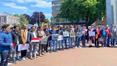 هولندا.. يمنيون يحتجون أمام المحكمة الدولية للمطالبة بإنهاء حصار تعز