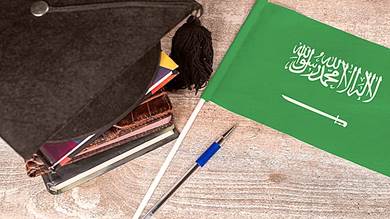 في 4 جامعات سعودية.. نجاحٌ مأجور بفضل غشٍ عابر للحدود