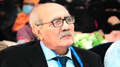 وفاة أحد أبرز أطباء عدن د. حسين الكاف