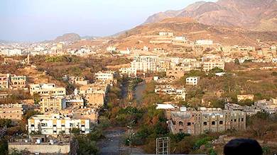 الحكومة: لا مفاوضات جديدة مع الحوثي لفتح الطرقات