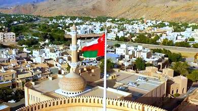 عمان: نتمسك بسياسة الحياد الإيجابي في التعامل مع أزمة اليمن