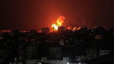إسرائيل: صواريخ غزة وانفجار صنعاء مترابطة