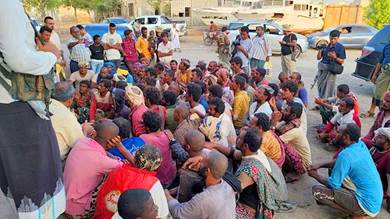 ​70 صيادًا يمنيًا يعودون بعد إطلاق إرتيريا سراحهم