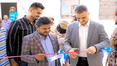 لملس يفتتح مشروع مبنى المجلس المحلي بالشيخ عثمان
