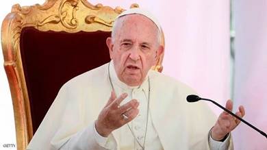 البابا فرنسيس يدين تزايد "دوامة الموت" بالشرق الأوسط