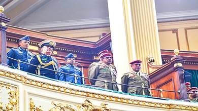 وفد من جيش سلطنة عمان في البرلمان المصري