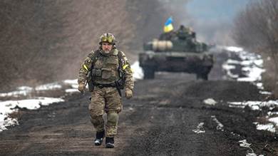 مستشار سابق في البنتاغون يعلن عن الخسائر البشرية للجيش الأوكراني