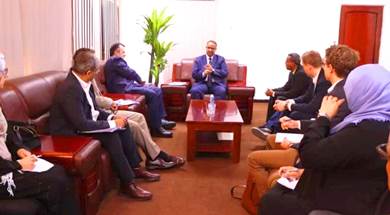الوزير الزعوري: بقاء المكاتب الرئيسية للمنظمات الأممية في صنعاء امرا غير مقبول