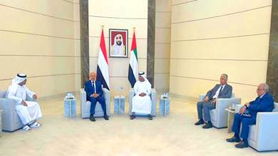 ​العليمي يصل أبوظبي للقاء القيادة الإماراتية