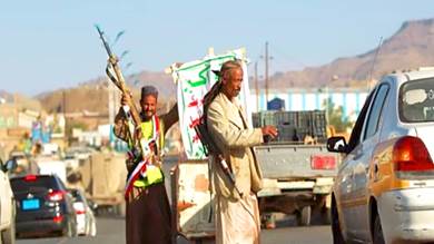إجراءات تعسفية تدفع رؤوس المال إلى الهجرة من صنعاء