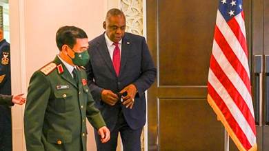 وزير الدفاع الصيني يرفض لقاء نظيره الأمريكي في سنغافورة