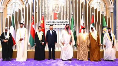الإمارات والسعودية تقتربان من الصين وقطر تبقى في ظل واشنطن
