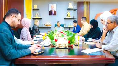 ​محافظ عدن يبحث مع نائب السفير الهولندي دعم مشاريع البنية التحتية والخدمات