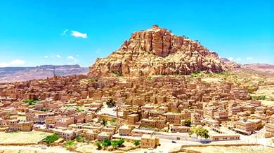 مدينة ثلاء التاريخية، محافظة عمران، الصورة لمركز صنعاء