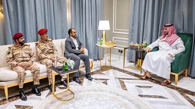 وزير الدفاع السعودي يلتقي «وفد صنعاء»