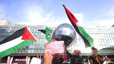 مسيرة حاشدة لدعم فلسطين أمام السفارة الأمريكية في بروكسل
