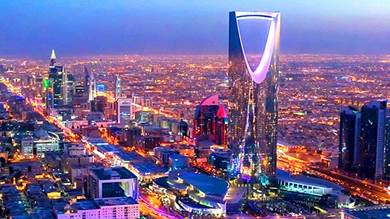 لدعم الاستثمار.. السعودية تتيح تأشيرات الأعمال لكافة دول العالم