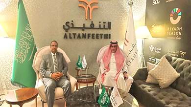 الوزير الزعوري يصل الرياض للمشاركة في المؤتمر الدولي لسوق العمل