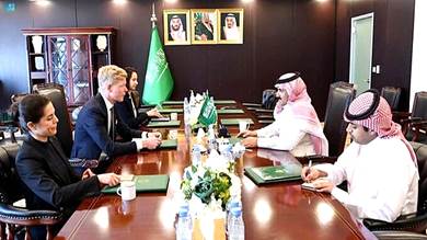 جروندبرج يبحث في الرياض سبل دعم التقدم لوقف شامل لإطلاق النار باليمن