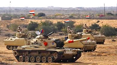 الجيش الإسرائيلي يصادق على عملية عسكرية في رفح ومصر تنشر دبابات على حدودها