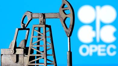 انخفاض إنتاج النفط في"أوبك" بسبب 4 دول عربية