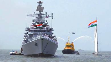 ​نشرت 12 سفينة حربية.. رصد تنامي دور البحرية الهندية قرب باب المندب