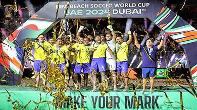 البرازيل تحرز لقب كأس العالم لكرة القدم الشاطئية للمرة السادسة