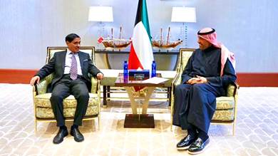 ​البحسني يبحث في الكويت تعزيز التعاون بين البلدين