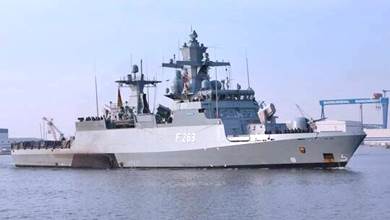 وزارة الدفاع الإيطالية: سفينة حربية تسقط طائرتين مسيرتين في البحر الأحمر