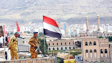 ​خبراء إيرانيون وعراقيون يصلون اليمن لمساندة الحوثي