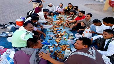 ​لقاء رمضاني يجمع طلاب كلية النفط والمعادن بجامعة عدن