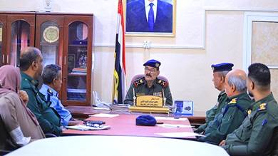 وكيل وزارة الداخلية يترأس اجتماعا لقطاع الأمن والشرطة