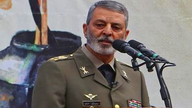 القائد العام للجيش الإيراني اللواء عبد الرحيم موسوي