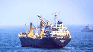 ​سفينة التجسس الإيرانية "بهشاد" تغادر موقعها بالقرب من سواحل اليمن